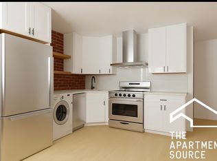 2842 W Augusta Blvd #3W, Chicago, IL 60622