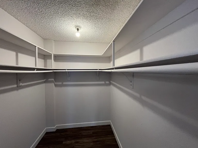 5443 Huron Ct — Photo 9