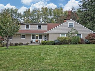 22207 Halburton Rd, Beachwood, OH 44122