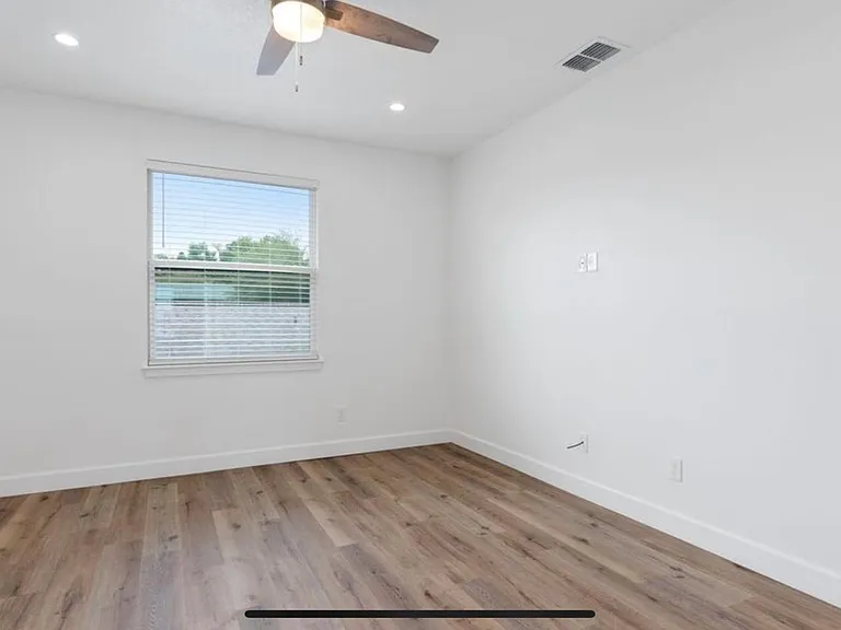 144 Luma Pl — Photo 17
