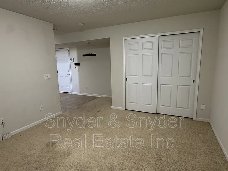 393 Caleb Dr #1 — Photo 28