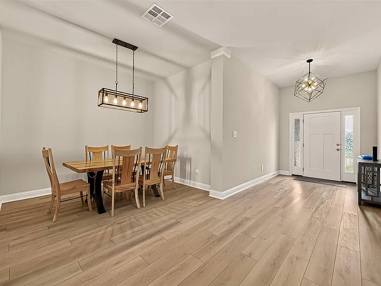 2605 Golden Palms Ln — Photo 14