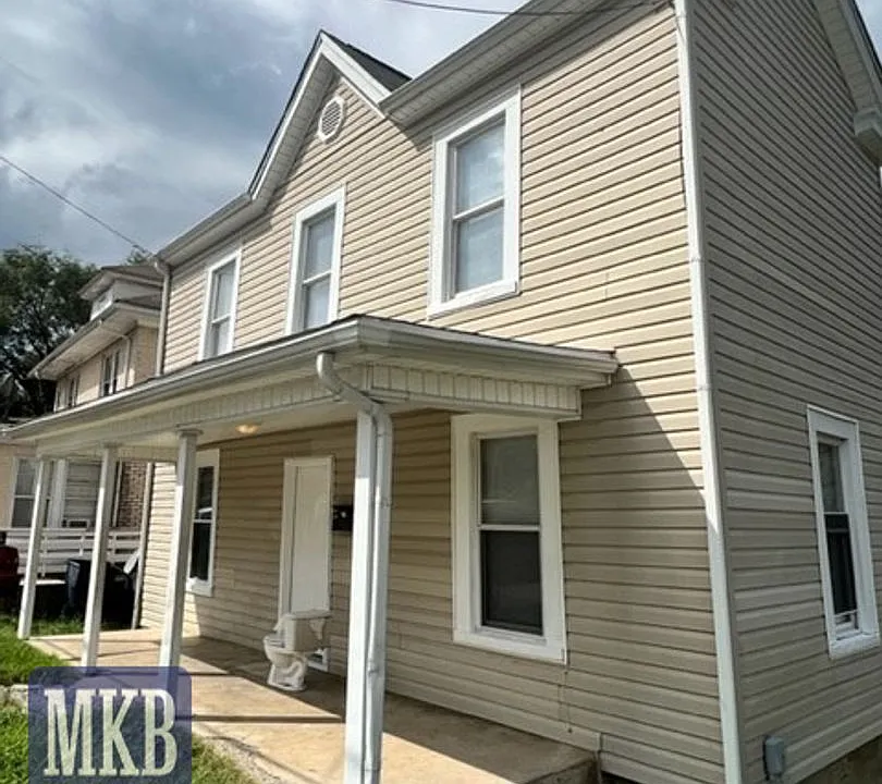 501 Rutherford Ave NW