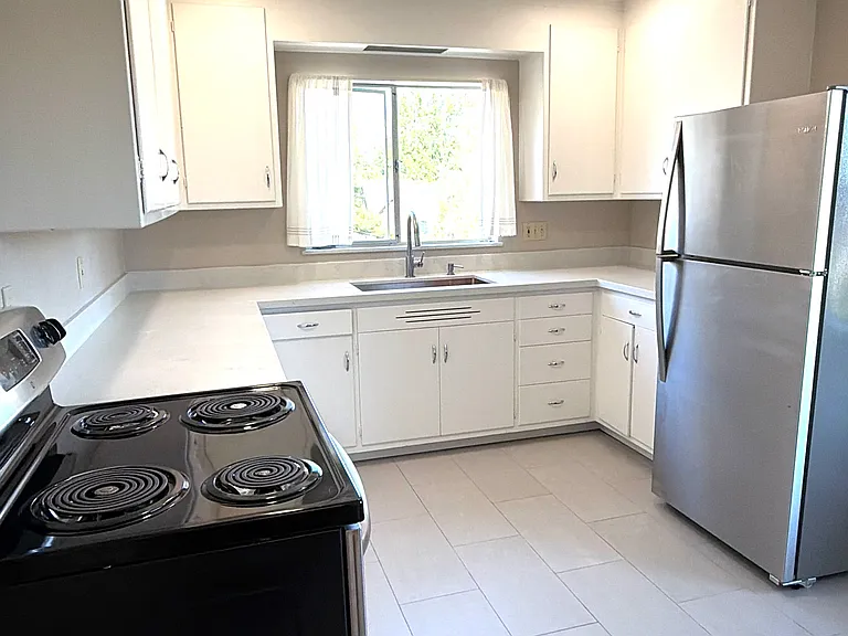 168 Santa Rosa Ave #4 — Photo 7