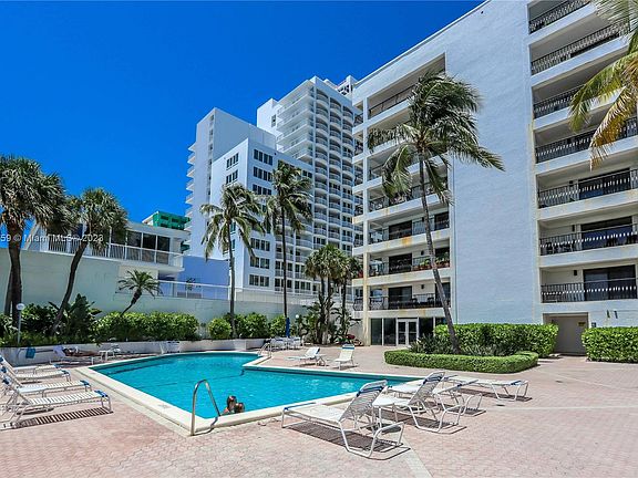 5th image of 5415 Collins Ave APT 202A