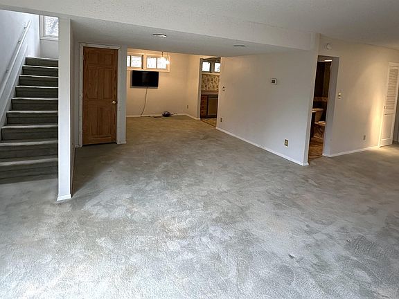 5th image of 2902 W Winterberry Ct