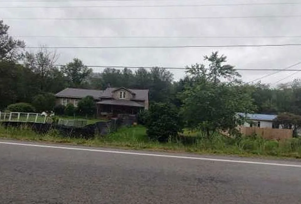 502 Springfield Ln photo 1