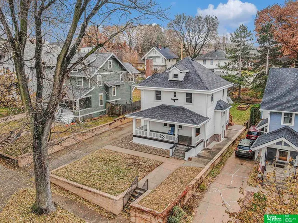 5115 California St, Omaha, NE 68132