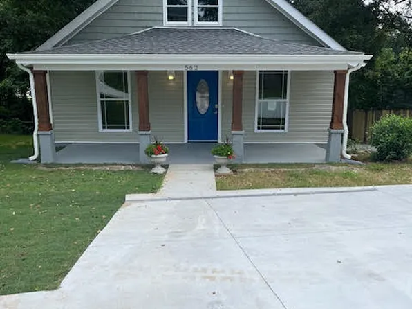 562 Lowndes Hill Rd, Greenville, SC 29607