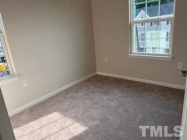 1019 Romeria Dr — Photo 10