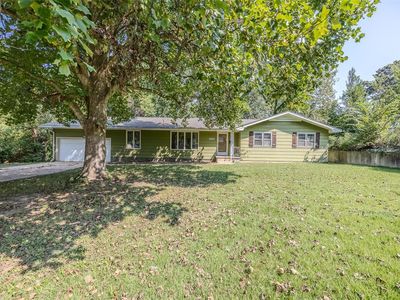 822 W Madison Ave, Lebanon, MO, 65536