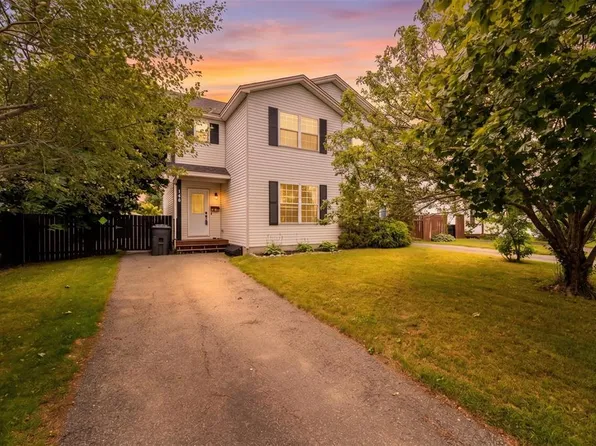 146 Smallwood Drive, Mount Pearl, NL A1N5B3