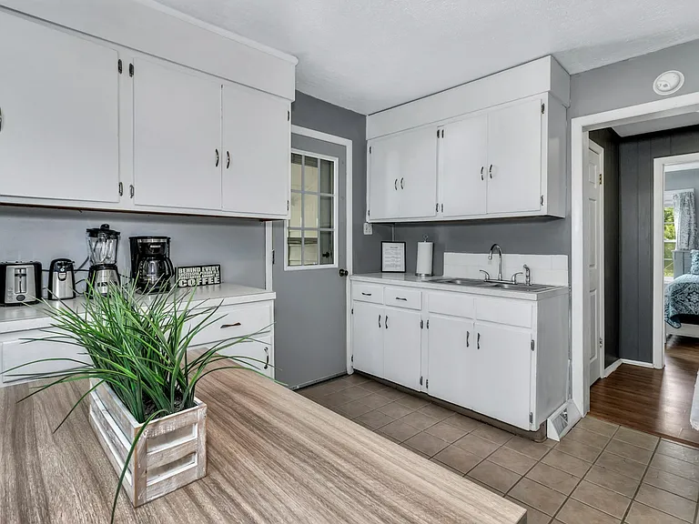 120 Fountain Way — Photo 12