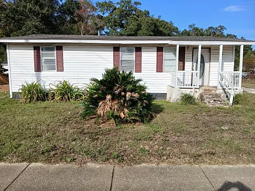 204 E Johnson Ave Photo 1