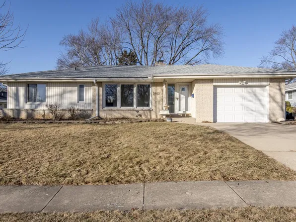 5402 Lakeview DRIVE, Greendale, WI 53129