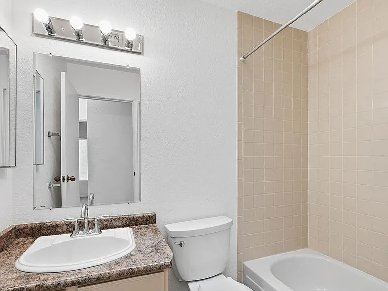 5565 N Sapphire Dr — Photo 10