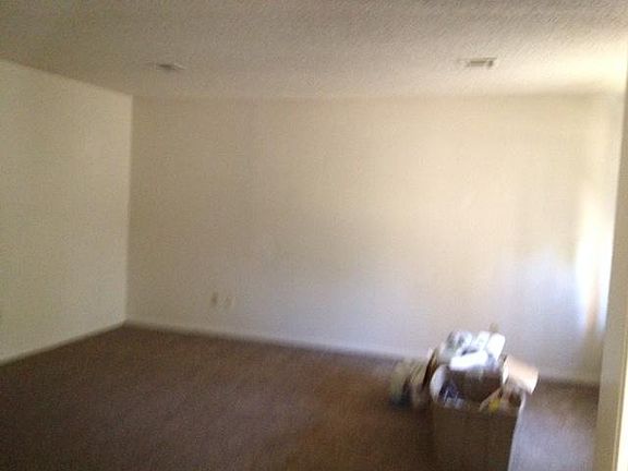 2nd image of 419 S Elm Ct
