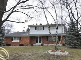 53444 Eastbourne Dr, Shelby Township, MI