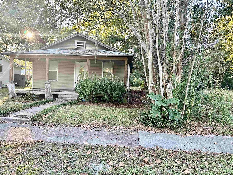 1st image of 134 Municipal Ave