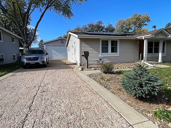 2nd image of 1260 Navajo Dr