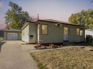 917 S Stephen Ave, Sioux Falls, SD 57103
