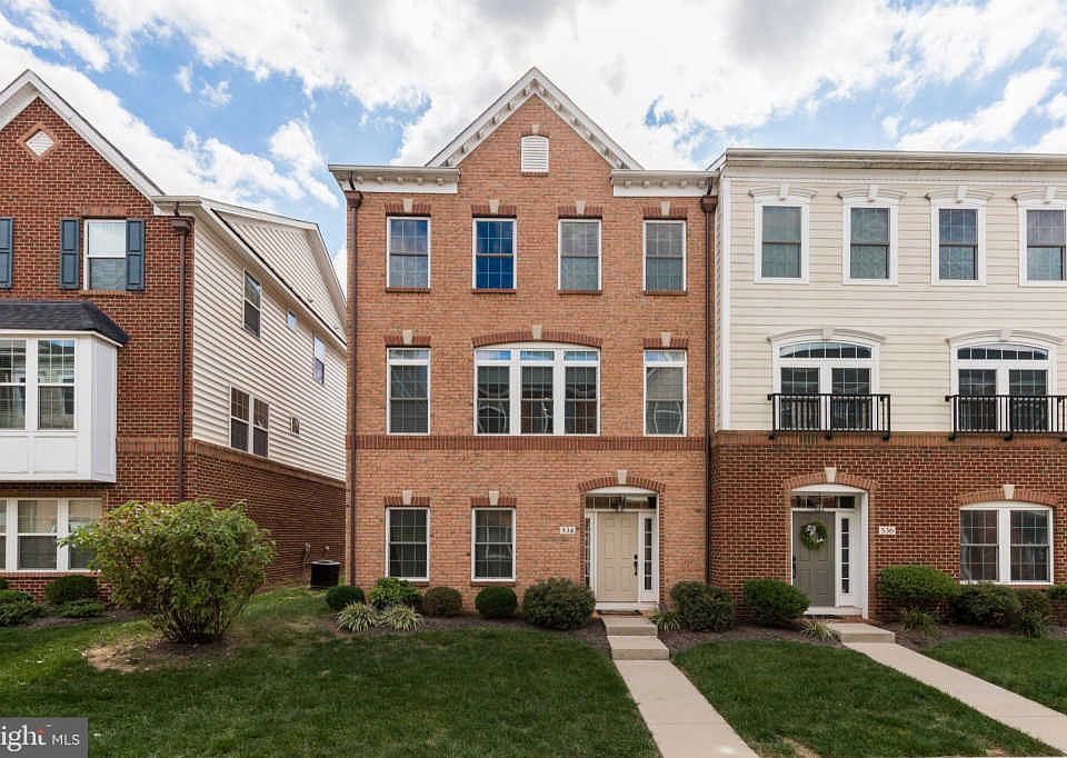 1st image of 534 Raymond Dr #29