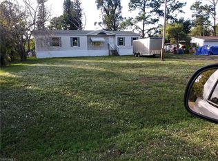 8190 Suncoast Dr, North Fort Myers, FL 33917