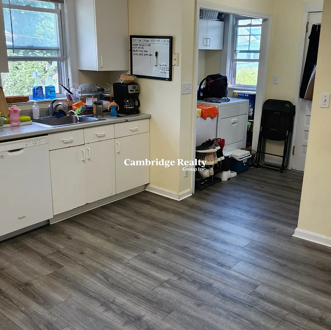 4 bed, 2.0 bath, 2000 sqft, $3,750 — Photo 2