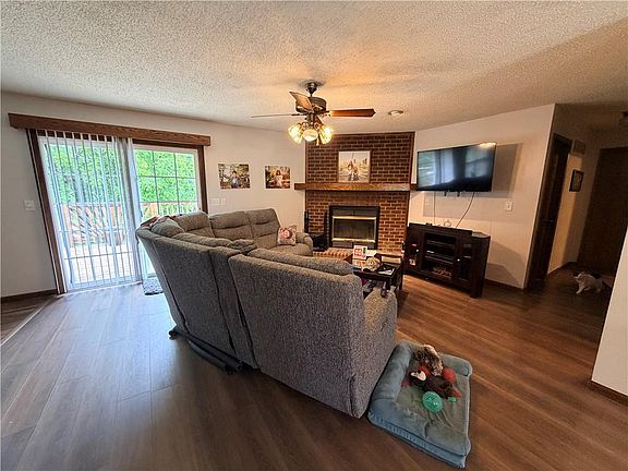 4th image of 804 Birchwood Cir