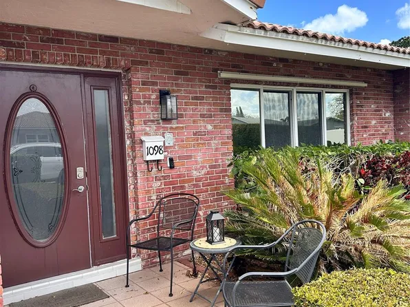 1098 NW 15th Ave, Boca Raton, FL 33486