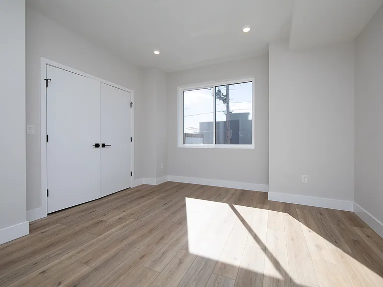 935 W Dauphin St #B — Photo 25
