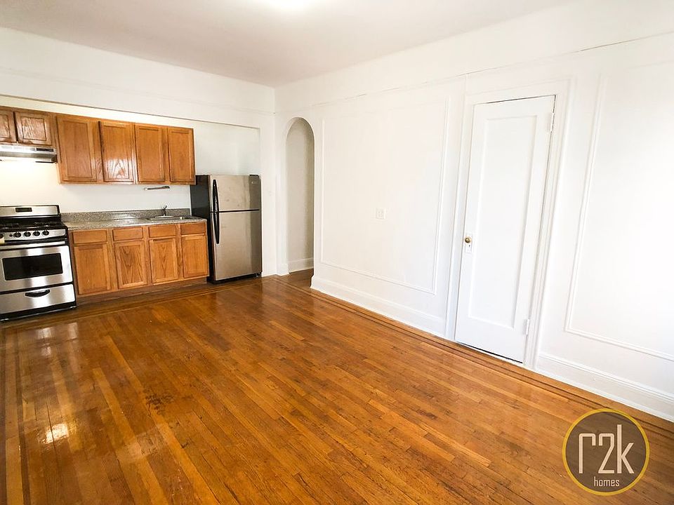 1st image of 4539 42nd St APT 3D