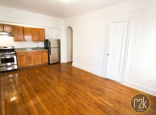 4539 42nd St APT 3D, Sunnyside, NY 11104