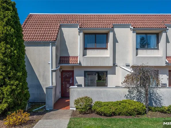 48 Musano Ct, West Orange, NJ 07052