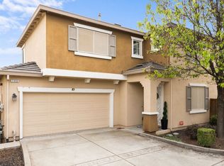 709 Embassy Cir, Vacaville, CA 95688