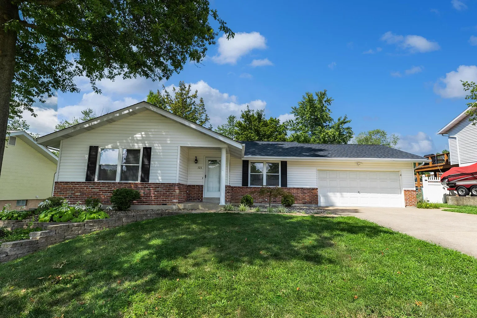 723 Wagon Ridge Dr photo 1