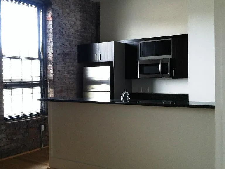 River Lofts North — Photo 30