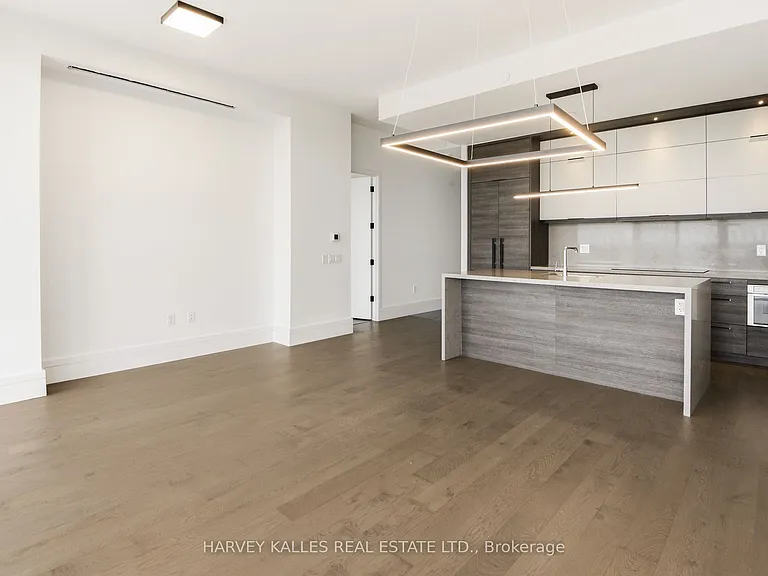 215 Lonsdale Rd #1602 — Photo 6