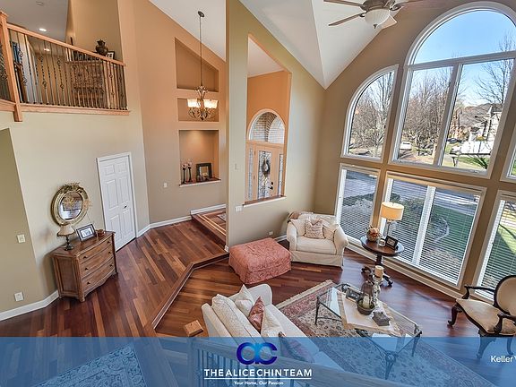 4th image of 1072 Reddington Dr