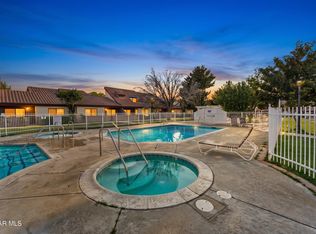 43334 32nd St W Unit 10, Lancaster, CA 93536