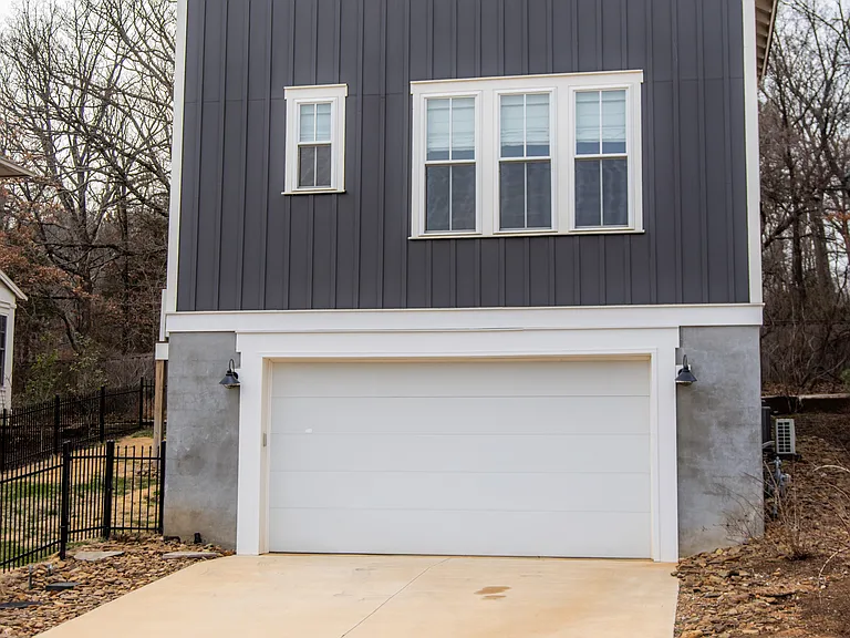 328 N Cross Ave — Photo 55