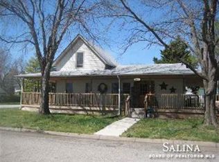 260 W 4th St #TOWNHOUSE, Assaria, KS 67416