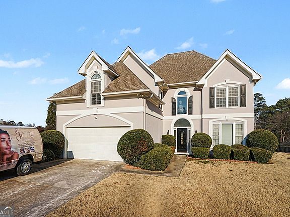 2nd image of 3170 Sherwood Oaks Ct