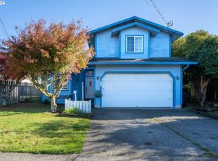 711 Miller Ave, Tillamook, OR 97141