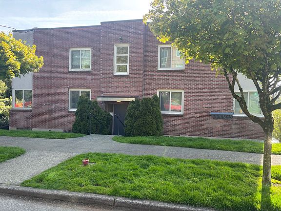 3rd image of 2500 E Denny Way APT 303