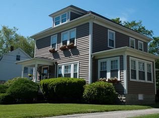 23 Exeter St, Taunton, MA 02780