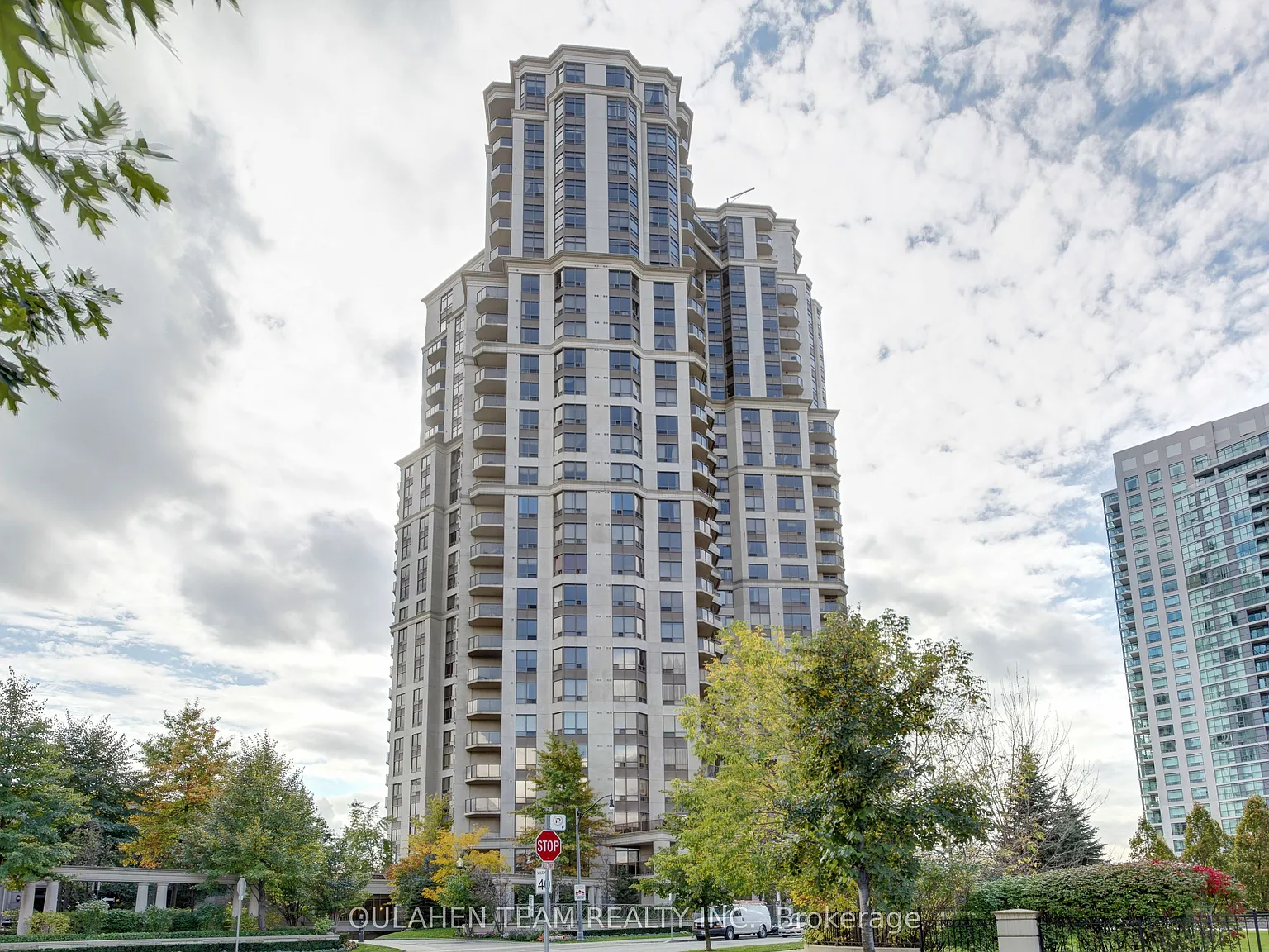 2 bed, $3,050 — Photo 1