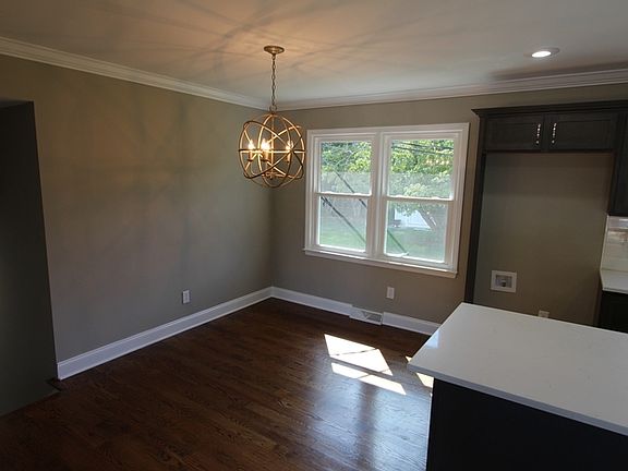 4th image of 1766 Colony Rd