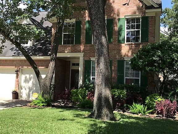 3rd image of 20802 Lake Park Trl