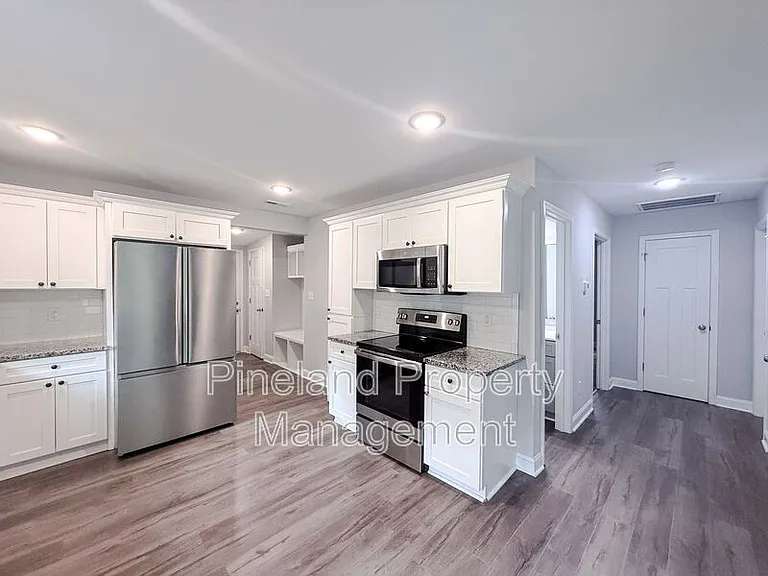 668 McKenzie Rd — Photo 5